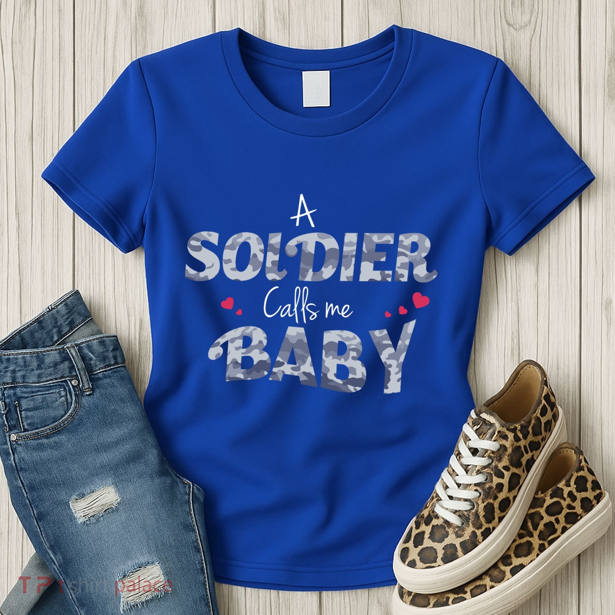 Army Friend Gift For Proud Army Wives And Friends Women's T-Shirt