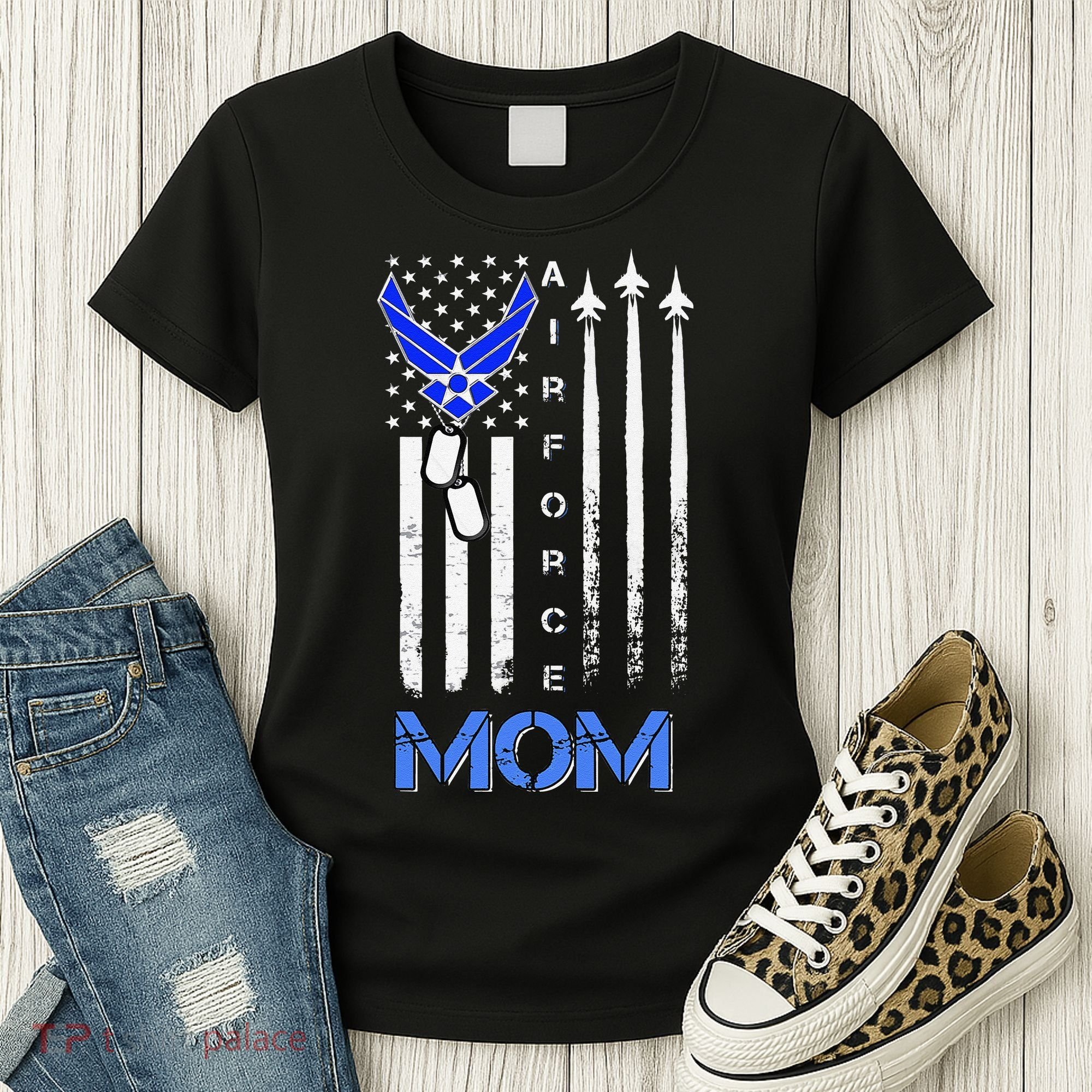 Air Force Mom, USAF Mom Tee, Women's Day Gift Veteran Women's T-Shirt