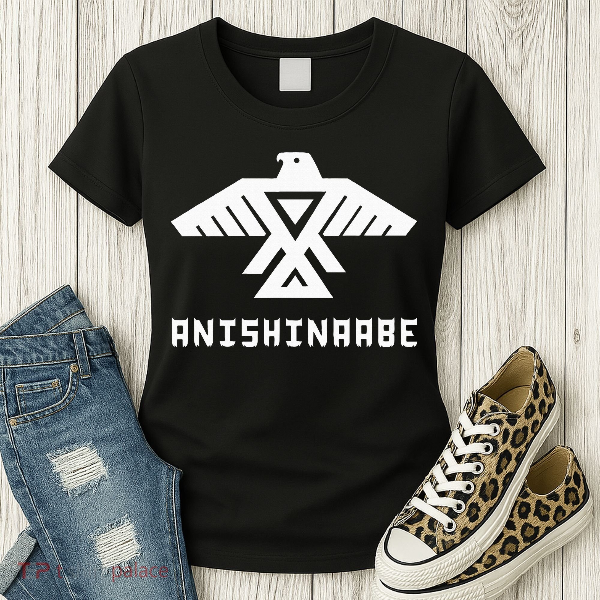 Anishinaabe First Nations Thunderbird Ojibwe Indigenous Women's T-Shirt