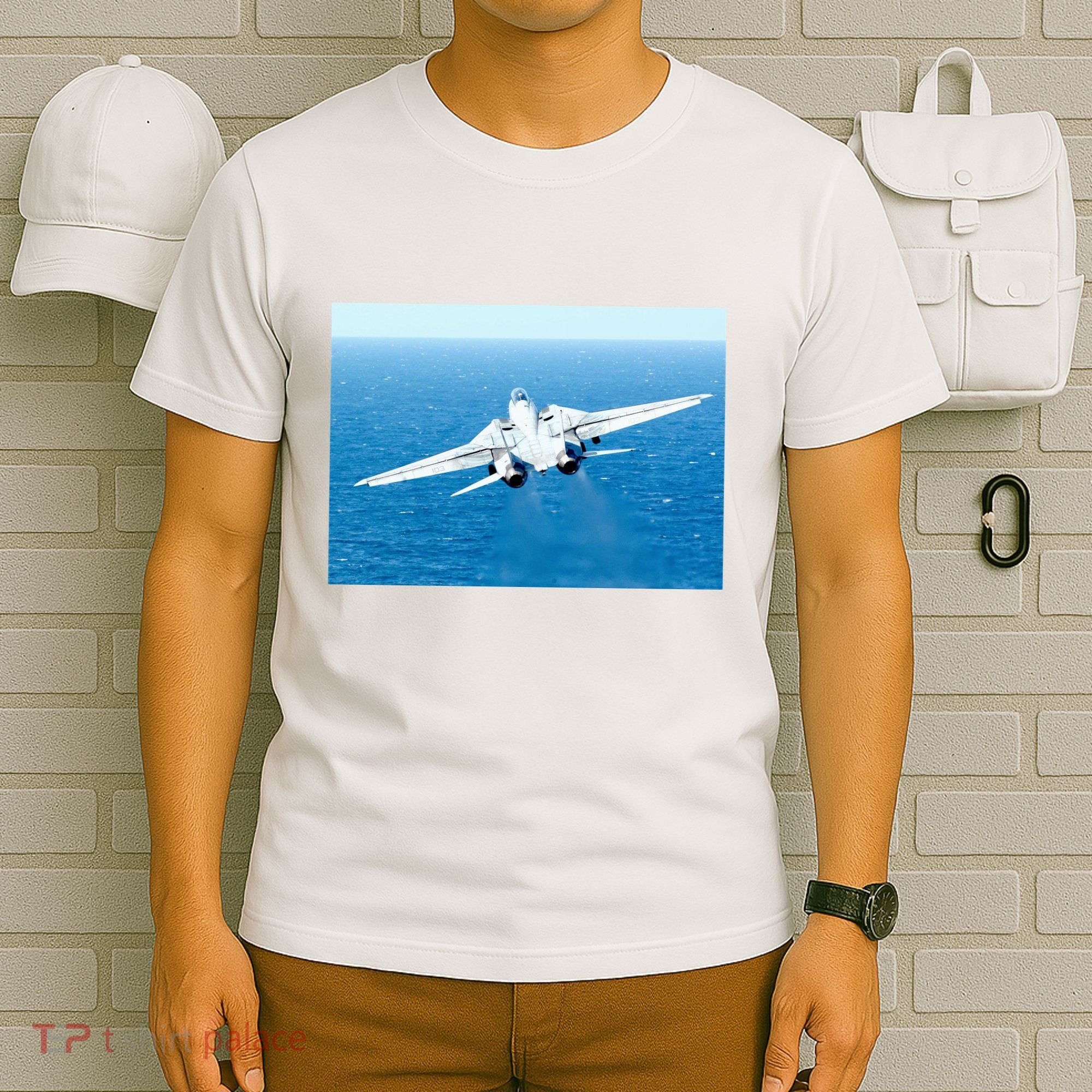 An F14d Tomcat From The Tomcatters Of Fighter Squadron Three One (Vf 31) T-Shirt