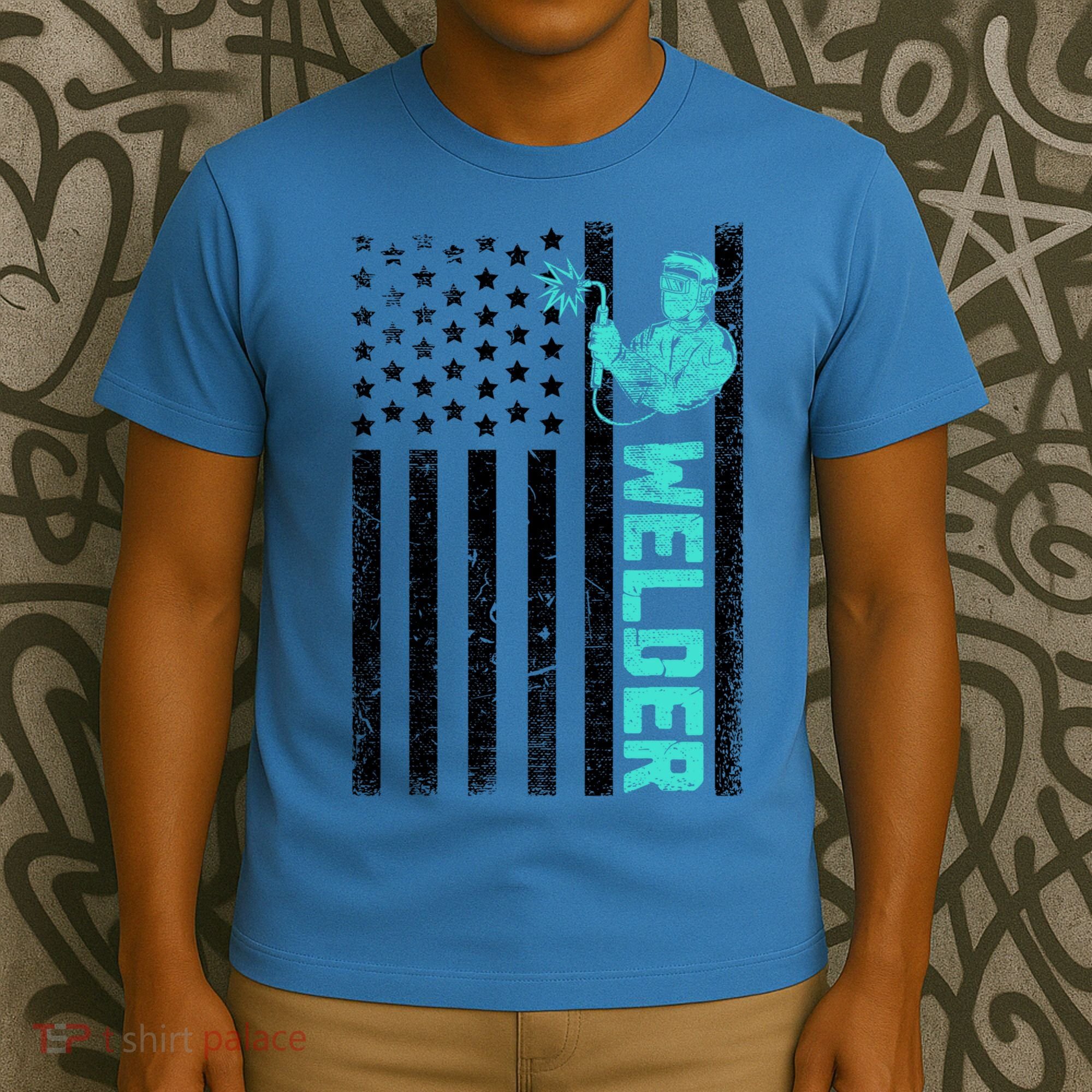 American Flag Welder Welding Vintage Metal Worker Cool Funny Gift Cool Gift T-Shirt
