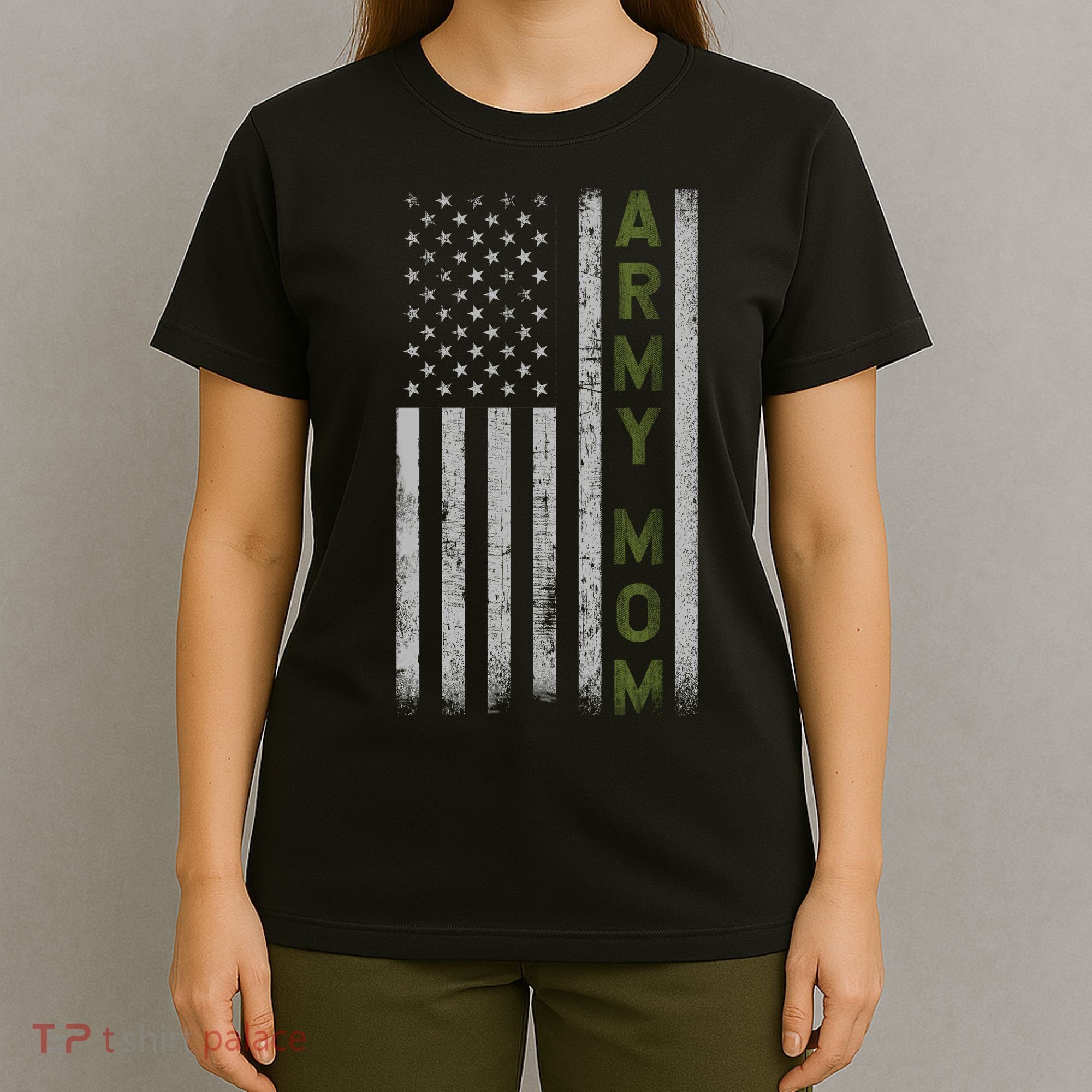 Army Gift Mom Proud Army Mother USA Flag T-Shirt