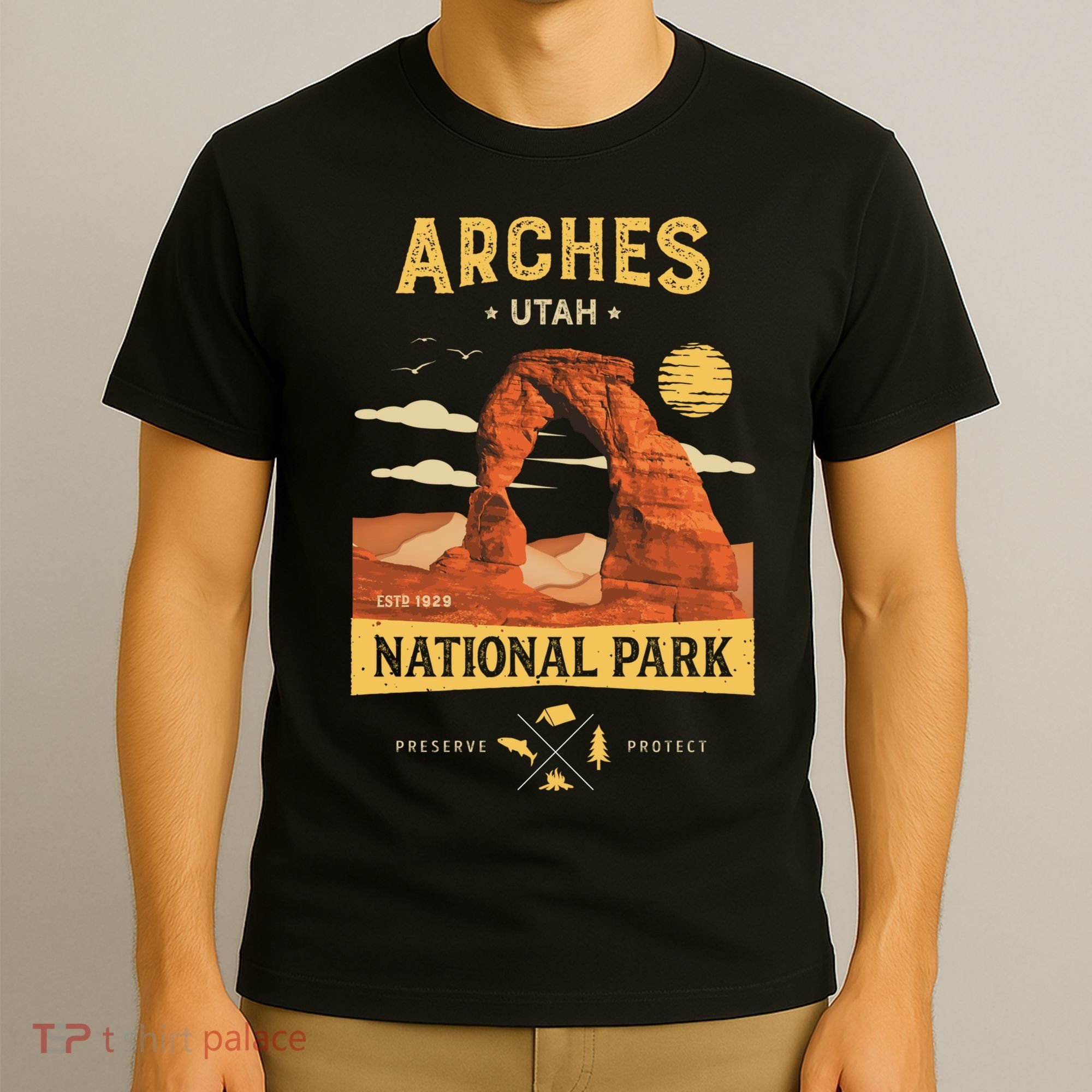Arches Gift National Park Delicate Arch Vintage Meaningful Gift T-Shirt