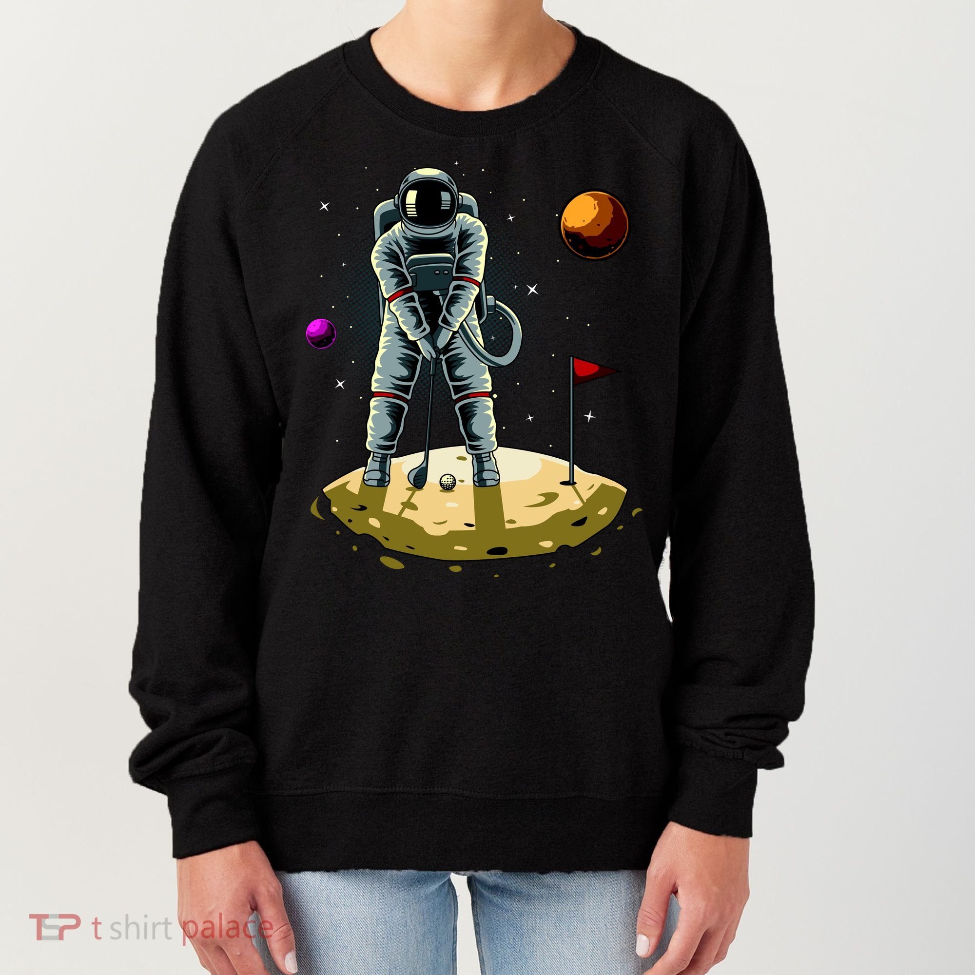 Astronaut Golfing On The Moon Funny Golf Lovers Women's Sweatshirt