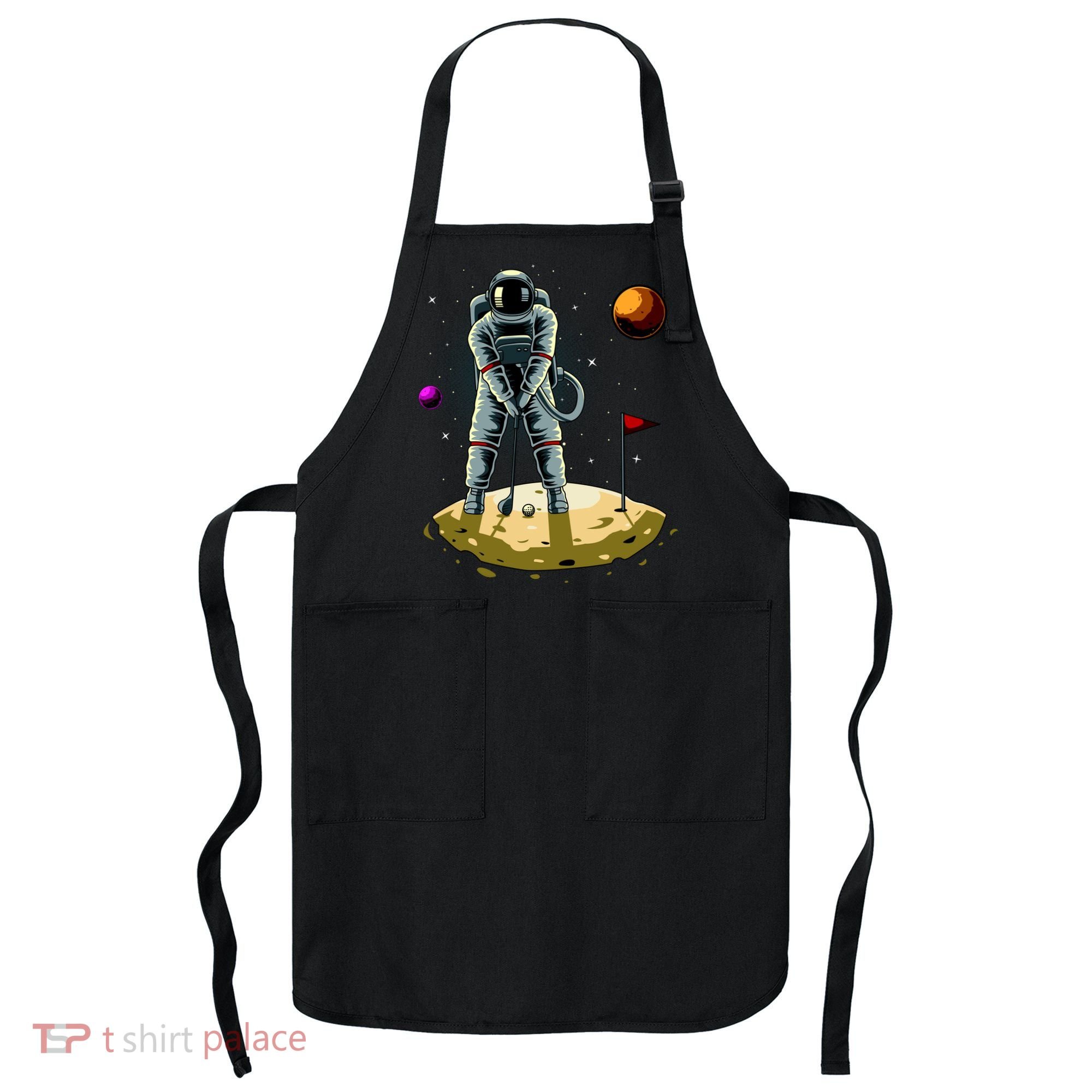 Astronaut Golfing On The Moon Funny Golf Lovers Apron