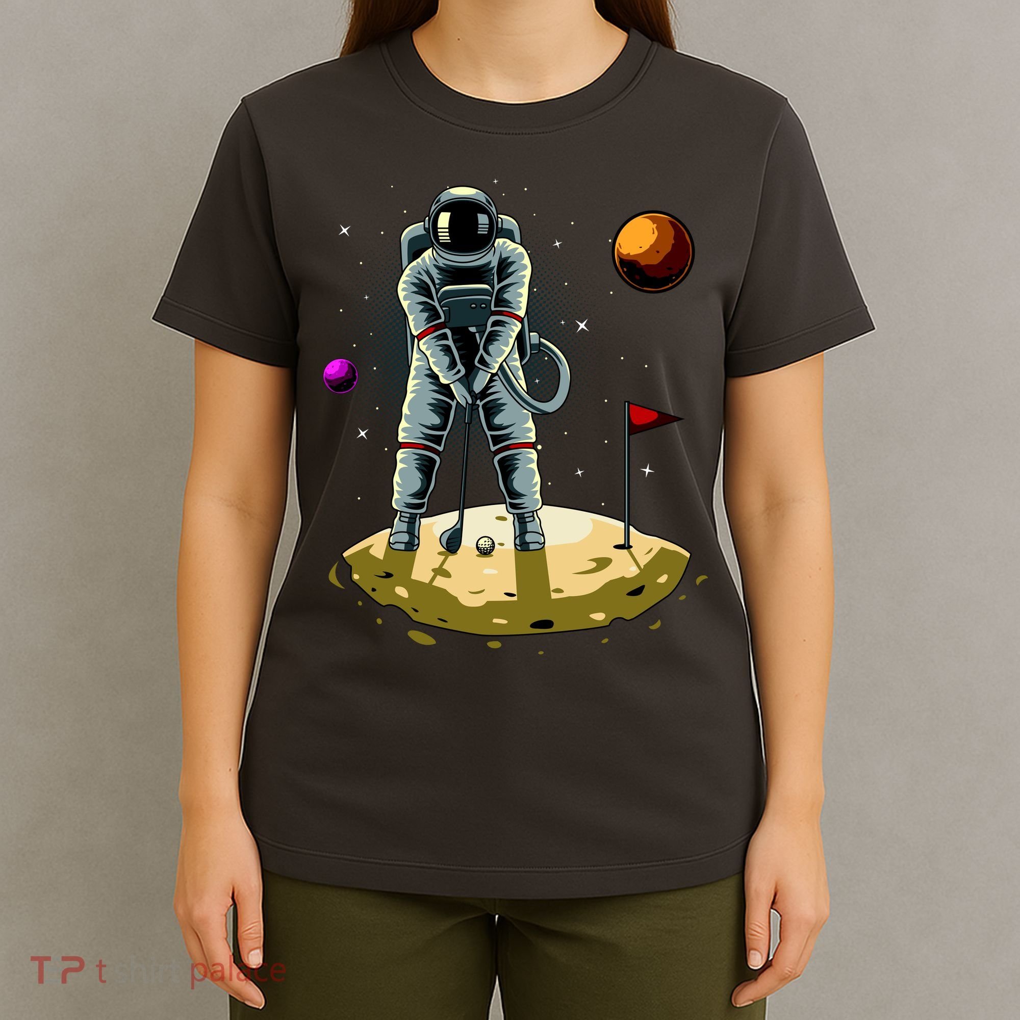 Astronaut Golfing On The Moon Funny Golf Lovers T-Shirt