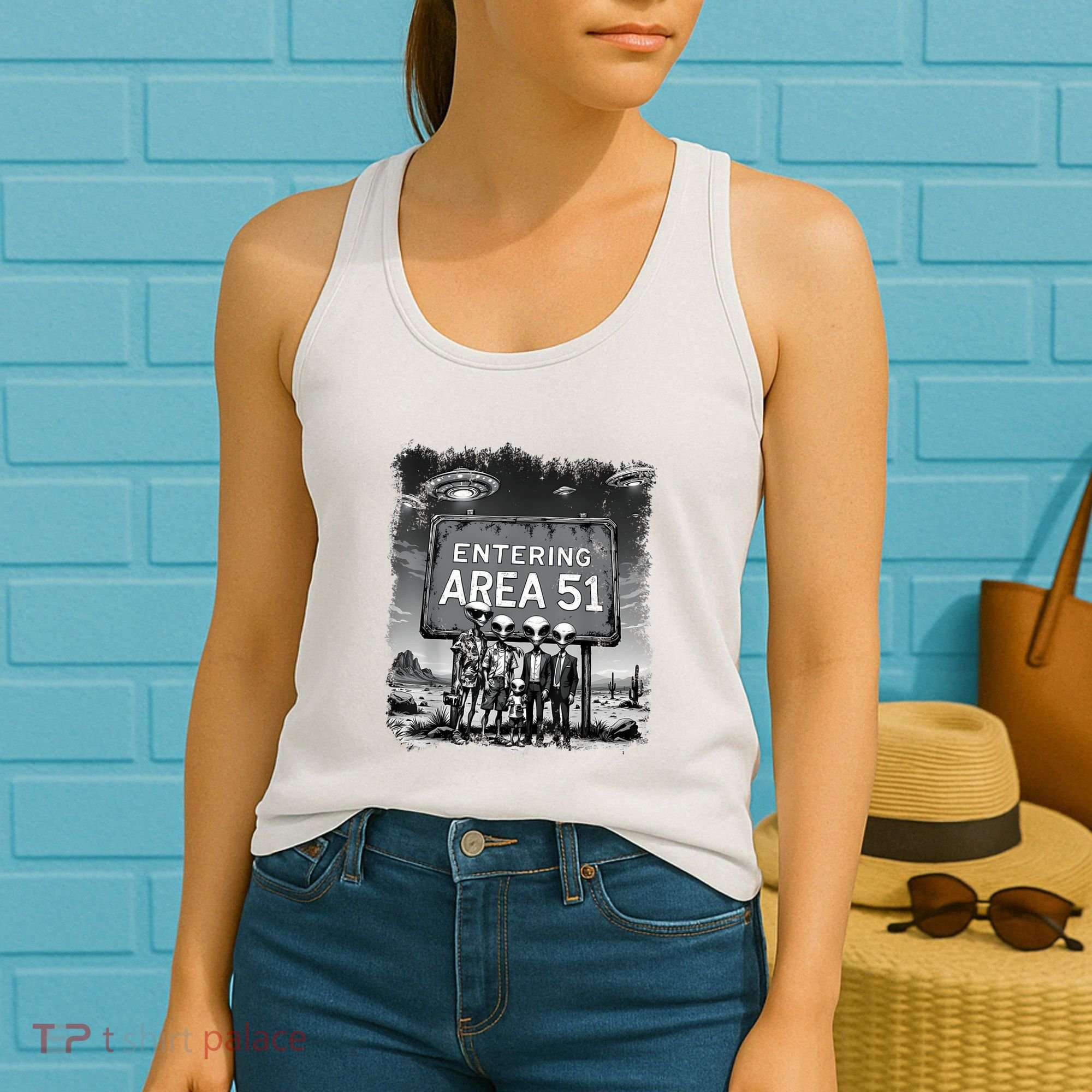 Aliens Group Photo Entering Area 51 Funny Ufo Uap Conspiracy Women's Tank Top