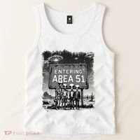 Aliens Group Photo Entering Area 51 Funny Ufo Uap Conspiracy Tank Top thumb 2