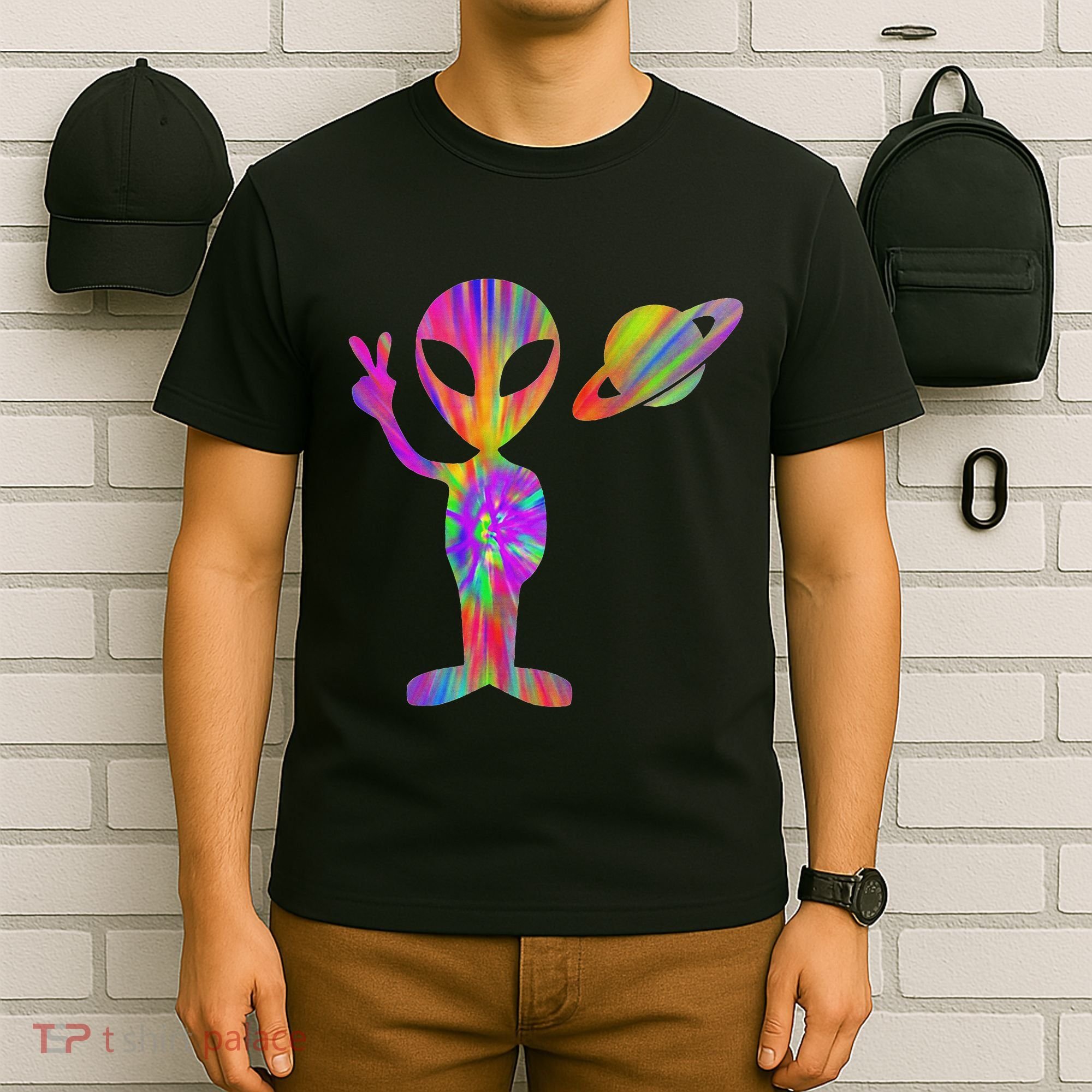 Alien Hippie Saturn Silhouette I Aliens Ufo Roswell Tie Dye T-Shirt