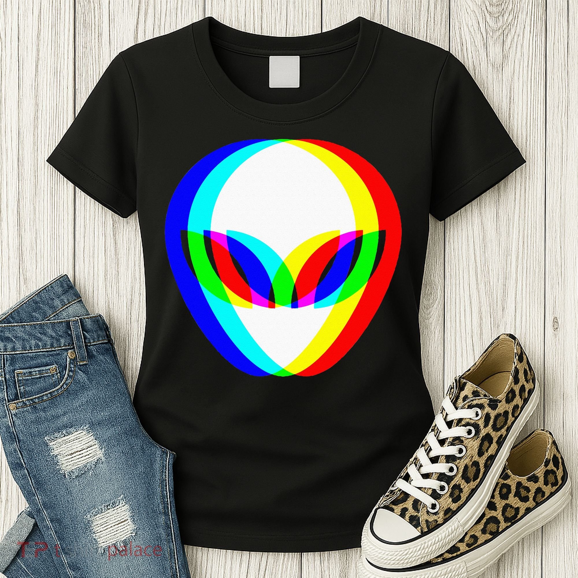 Alien Head Trippy Vaporwave Techno Rave EDM Music Festival Women's T-Shirt