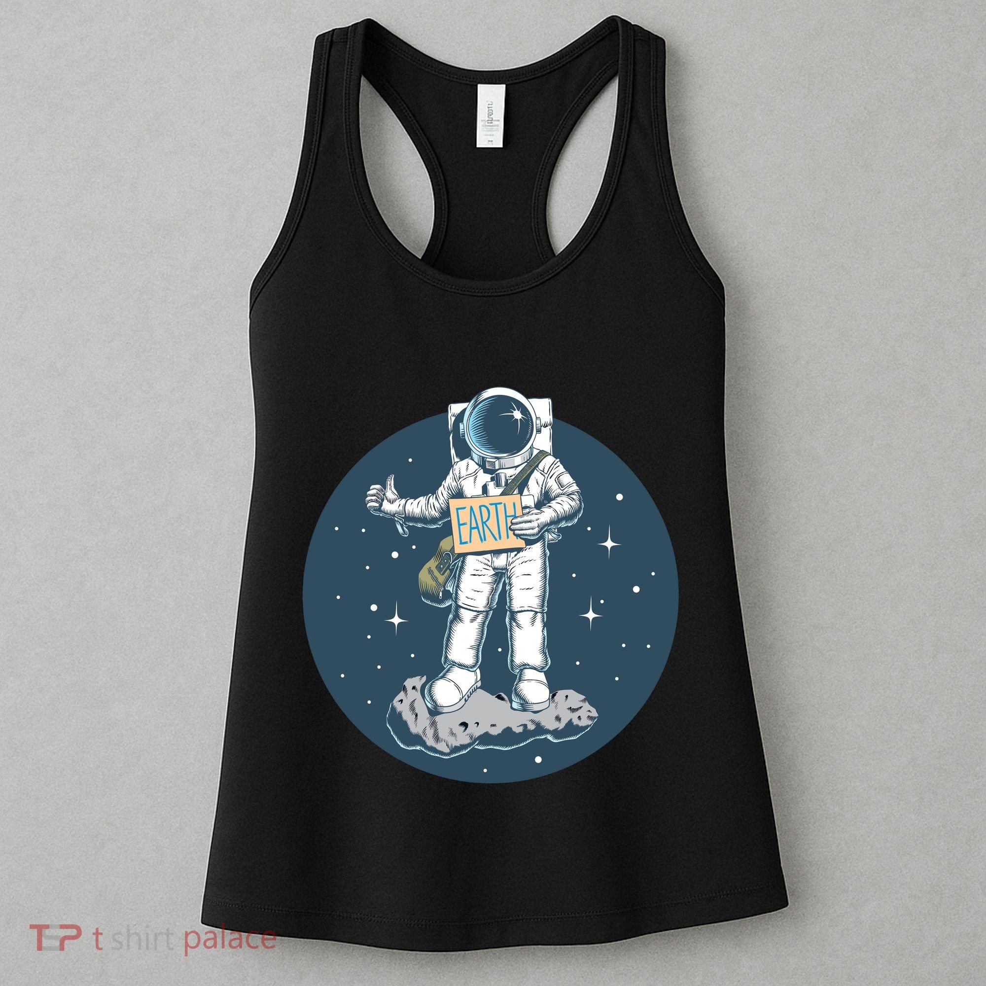 Astronaut Hitchhiking To Earth Women's Tank Top