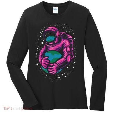 Astronaut Holding The Earth Close Women's Long Sleeve Shirt