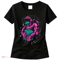 Astronaut Holding The Earth Close Women's T-Shirt thumb 0
