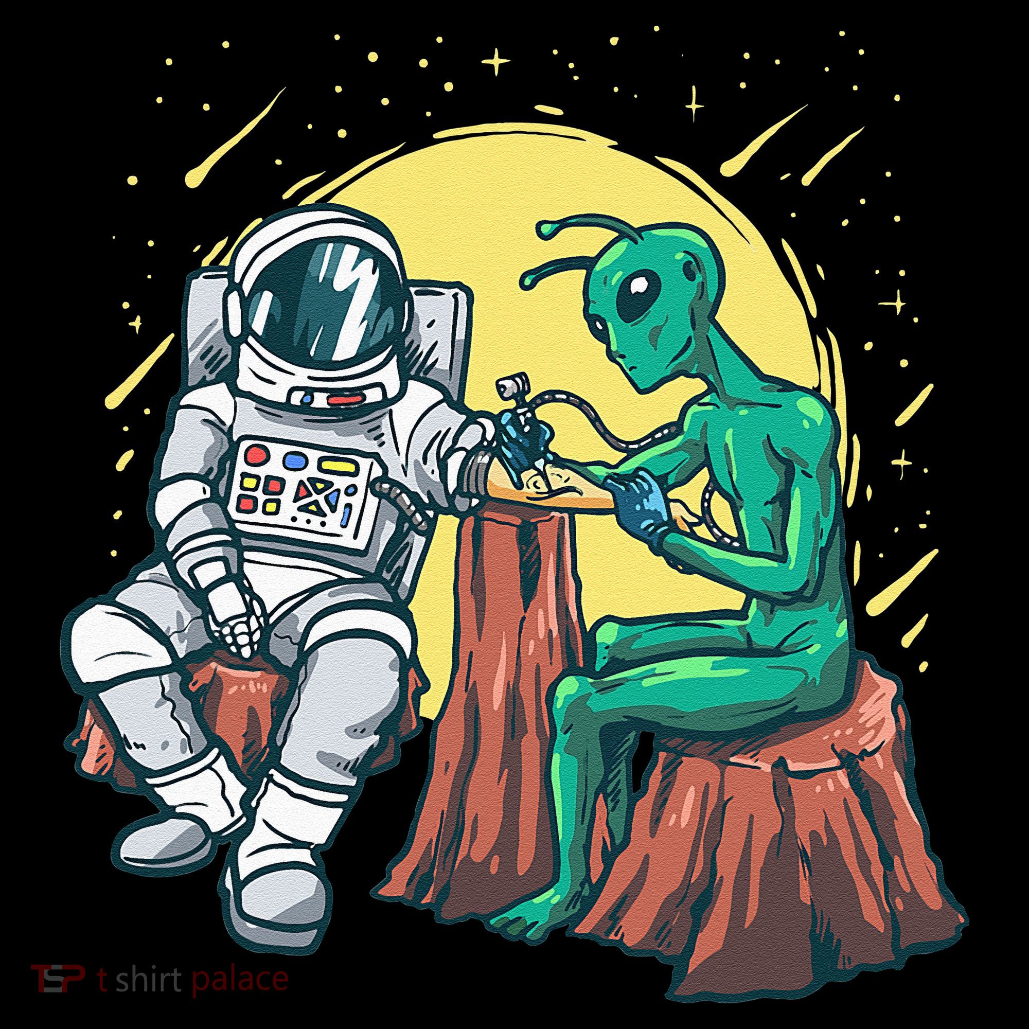 Alien Inking Astronaut Ink Funny Tattoo Artist Women's Hoodie