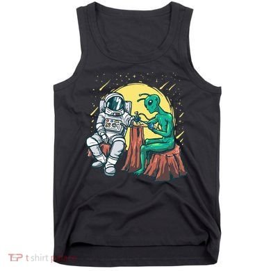 Alien Inking Astronaut Ink Funny Tattoo Artist Tank Top