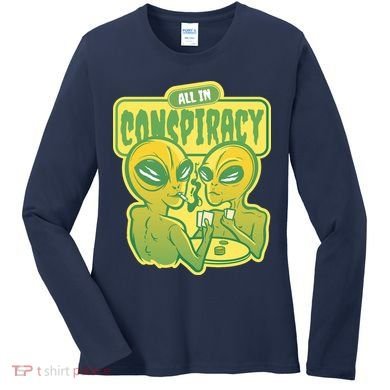 All In Conspiracy Poker Alien Women's Long Sleeve Shirt