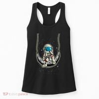 Astronaut In The Moon Women's Tank Top thumb 0