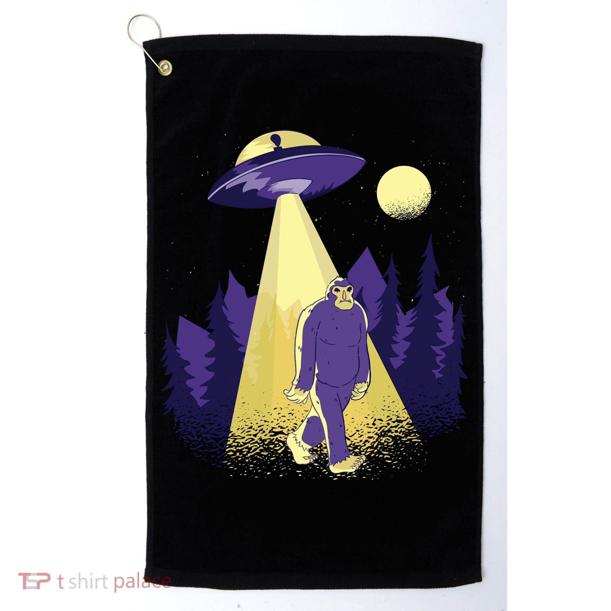 Aliens Kidnapping Bigfoot Golf Towel