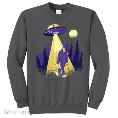 Aliens Kidnapping Bigfoot Sweatshirt