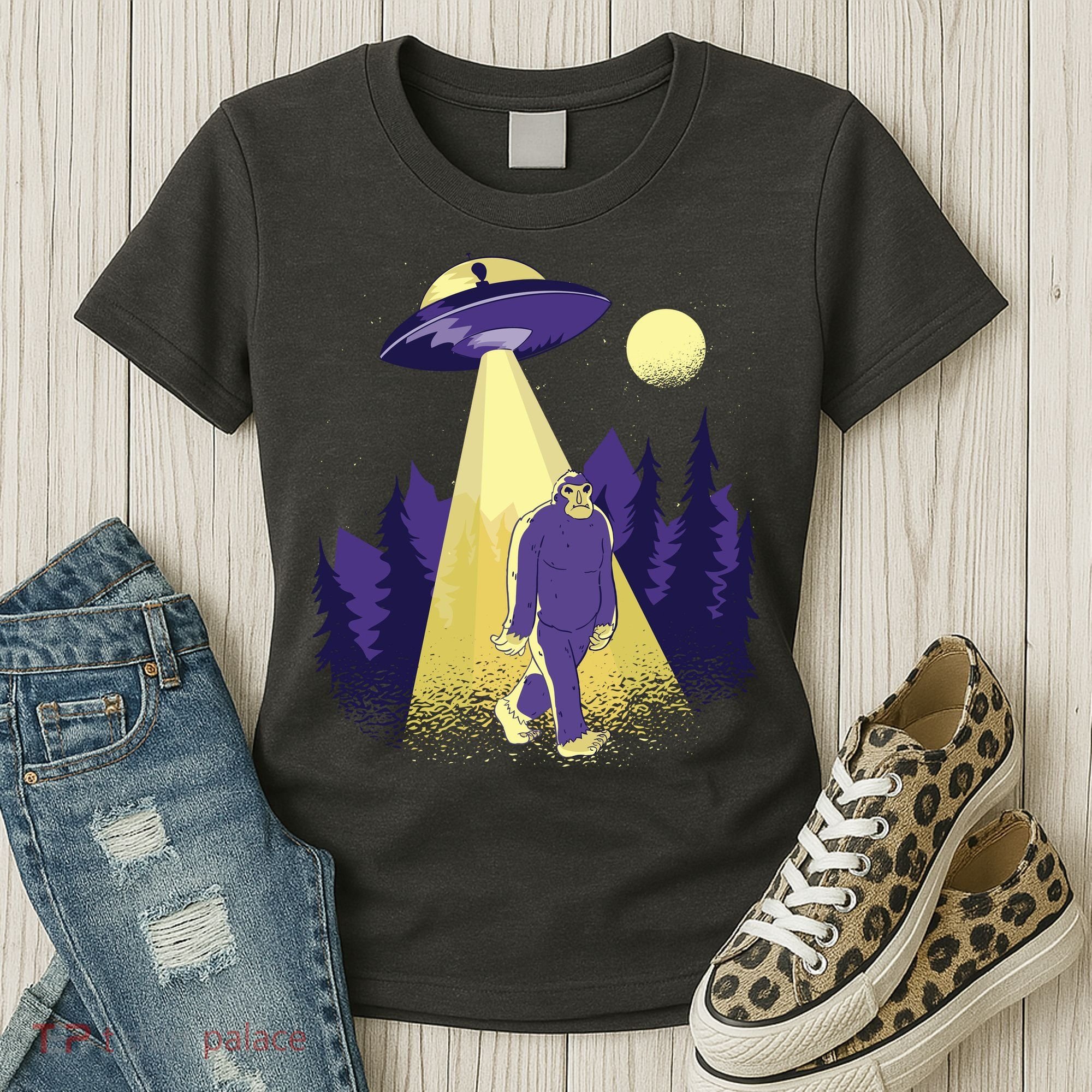 Aliens Kidnapping Bigfoot Women's T-Shirt