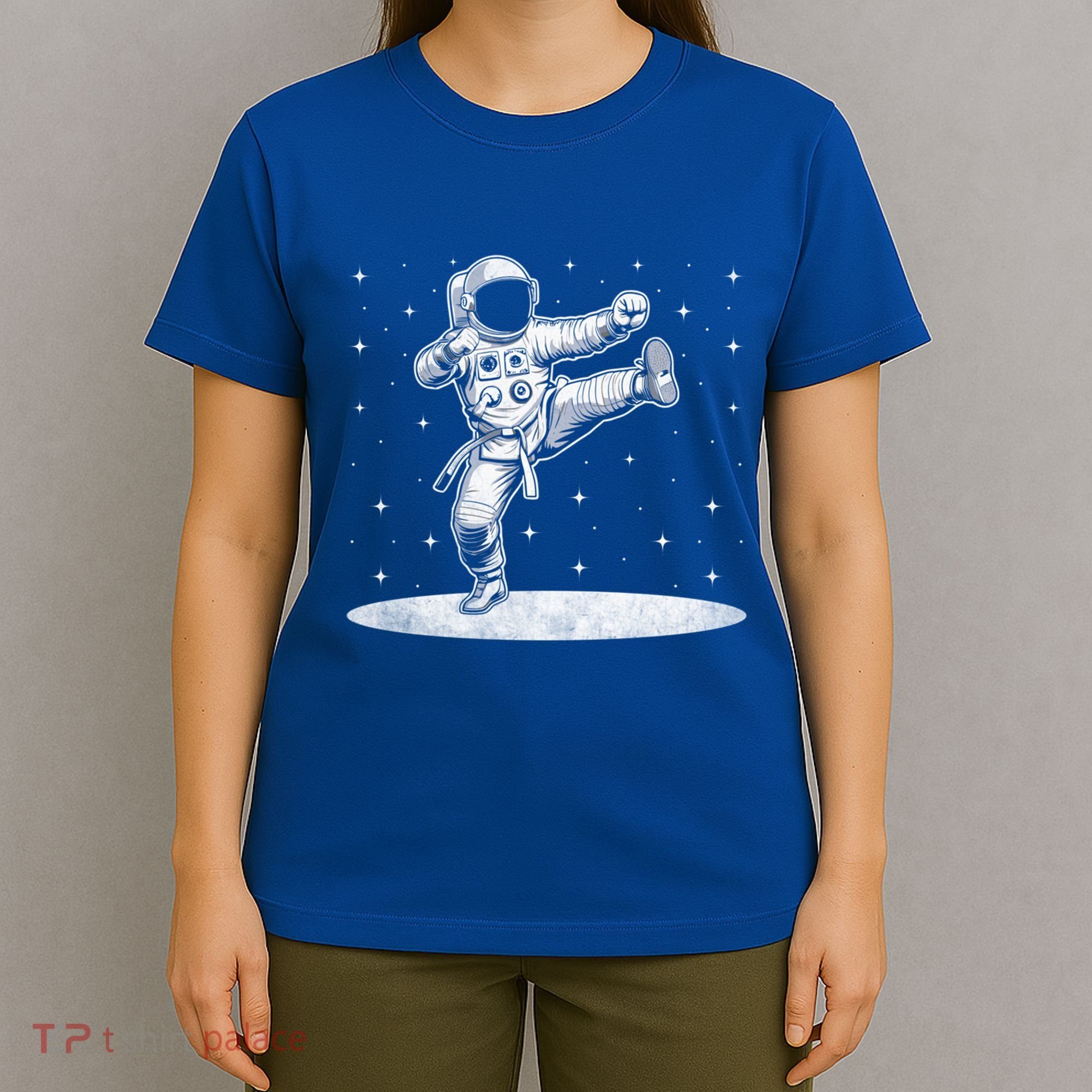 Astronaut Karate Taekwondo Martial Artist Martial Arts Tkd Cute Gift T-Shirt