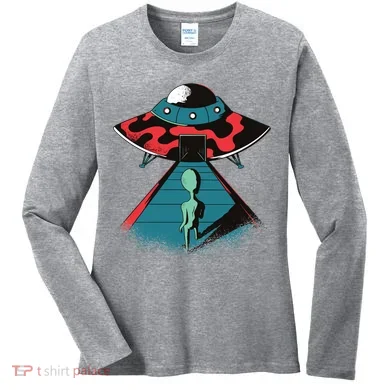 Alien Entering UFO Women's Long Sleeve Shirt