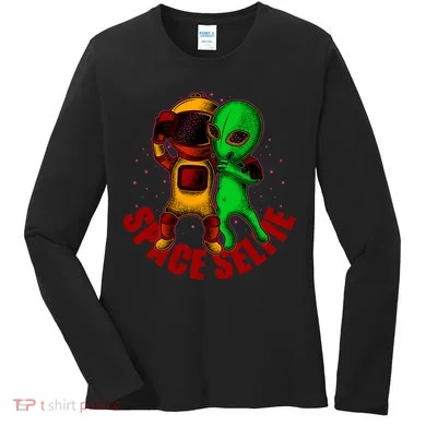 Alien Space Selfie Women's Long Sleeve Shirt