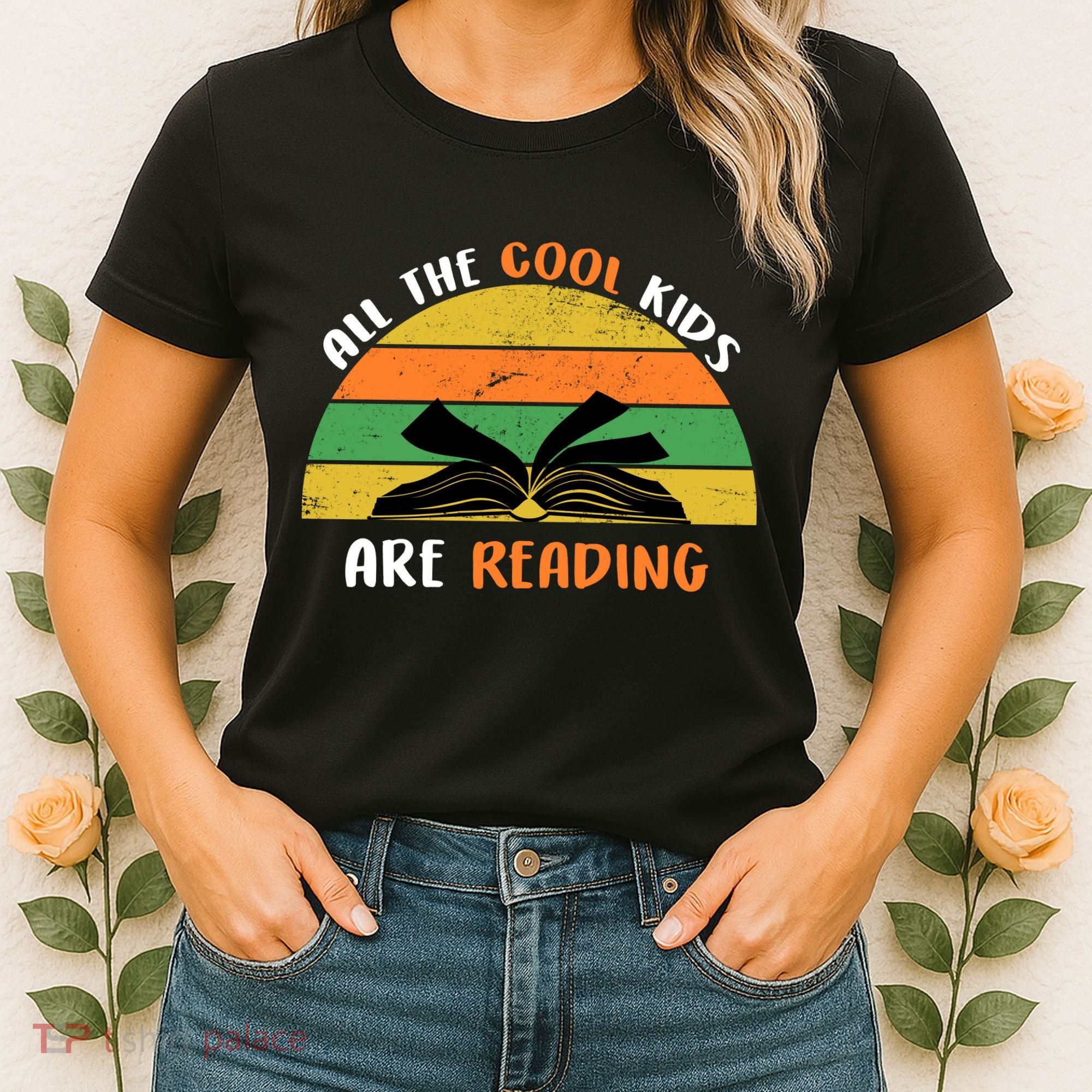 All The Cool Kids Are Reading Women's T-Shirt