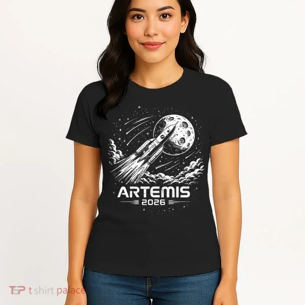 Artemis Launch To The Moon 2026 Women's T-Shirt