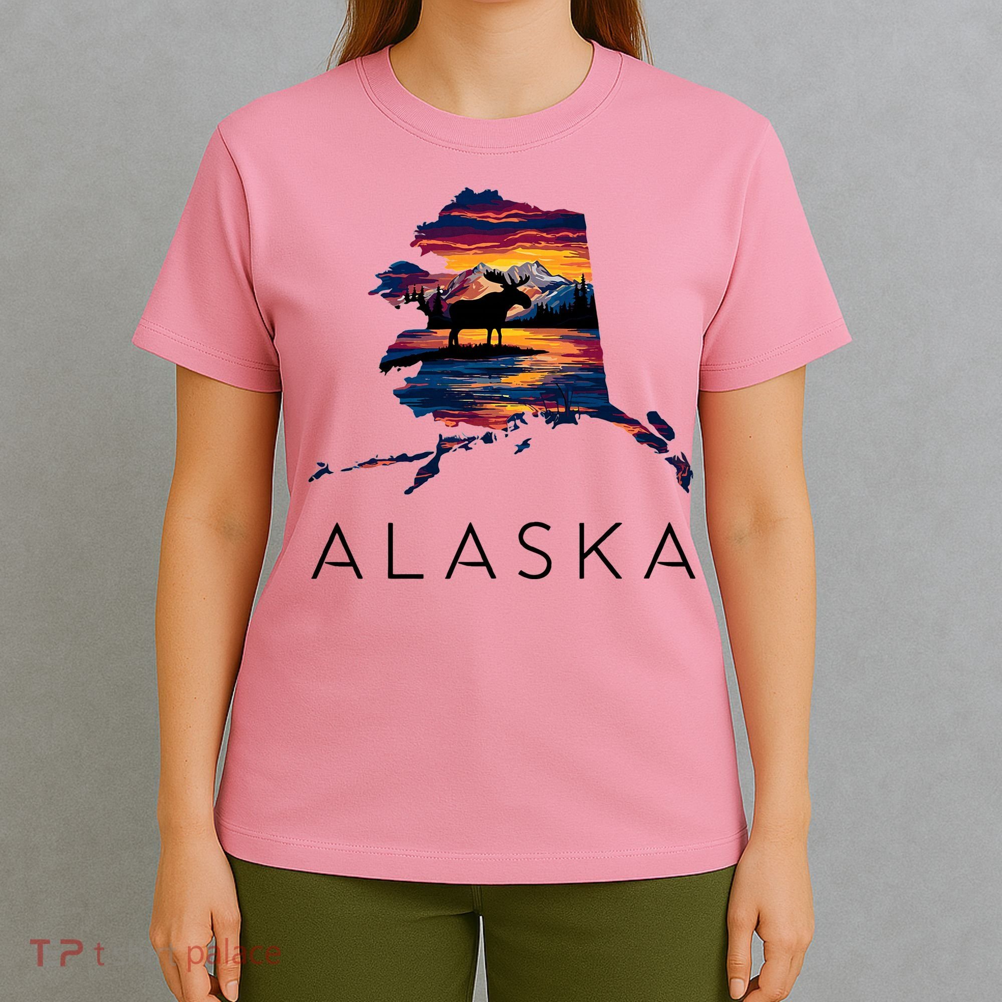 Alaskan Moose Animal Alaska Map T-Shirt