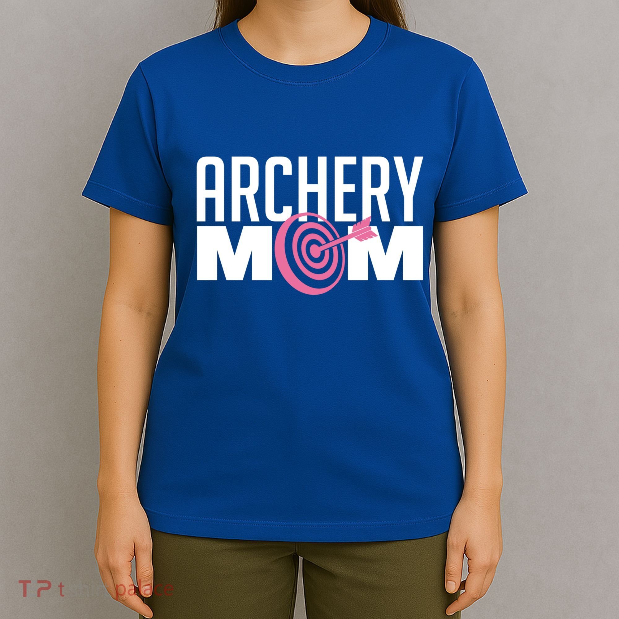 Archery Mom Crossbow Hunting Mother's Day Gift Great Gift T-Shirt