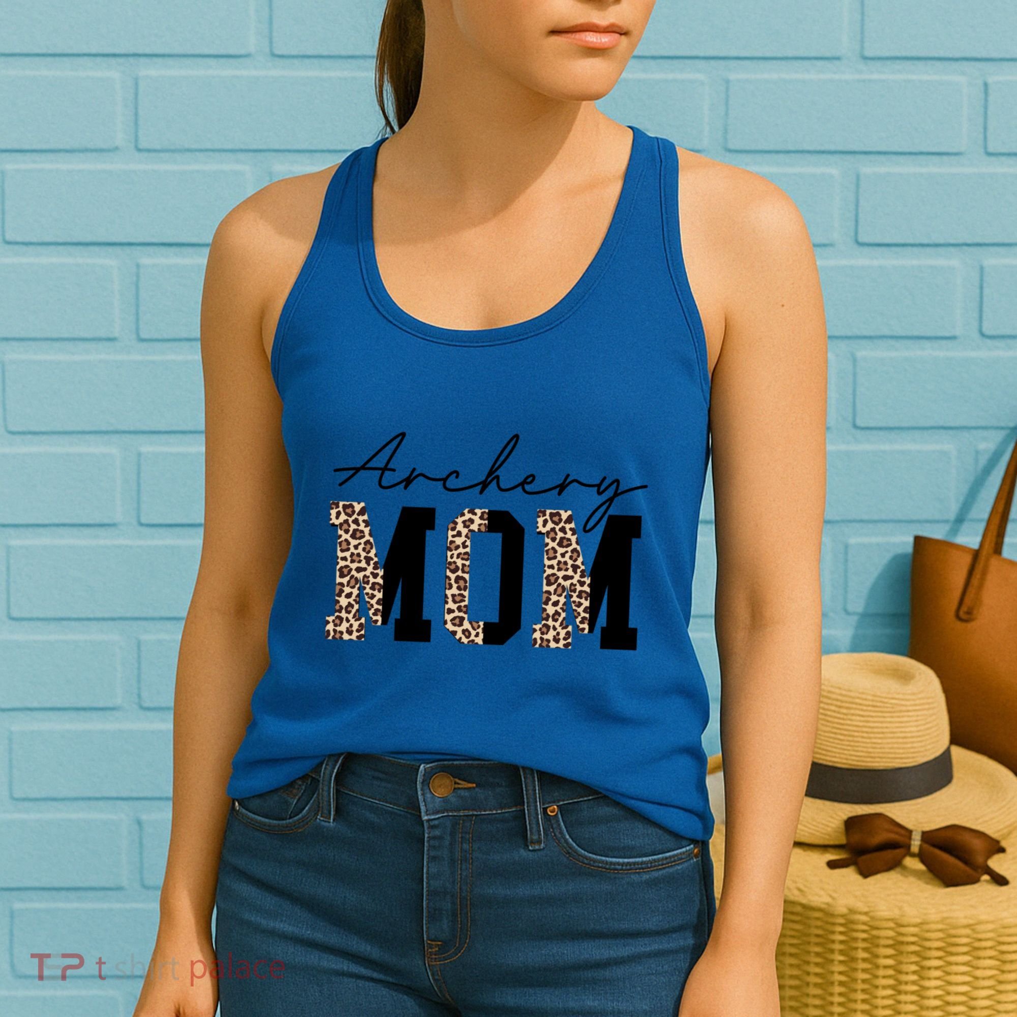 Archery Mom Leopard Archer Archery Mama Proud Parent Hunter Gift Women's Tank Top
