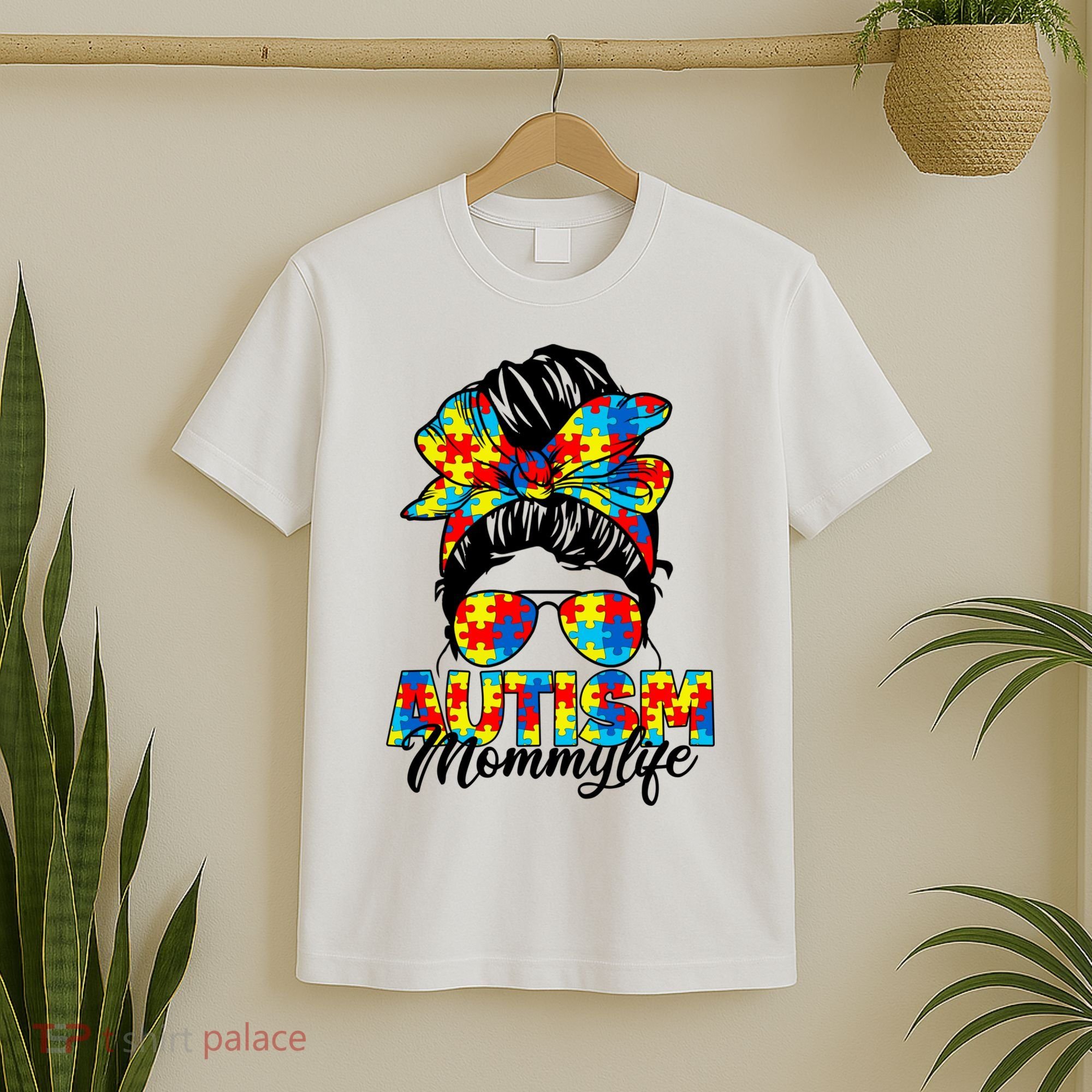 Autism Mommy Messy Bun Sunglasses Bandana Autism Awareness T-Shirt