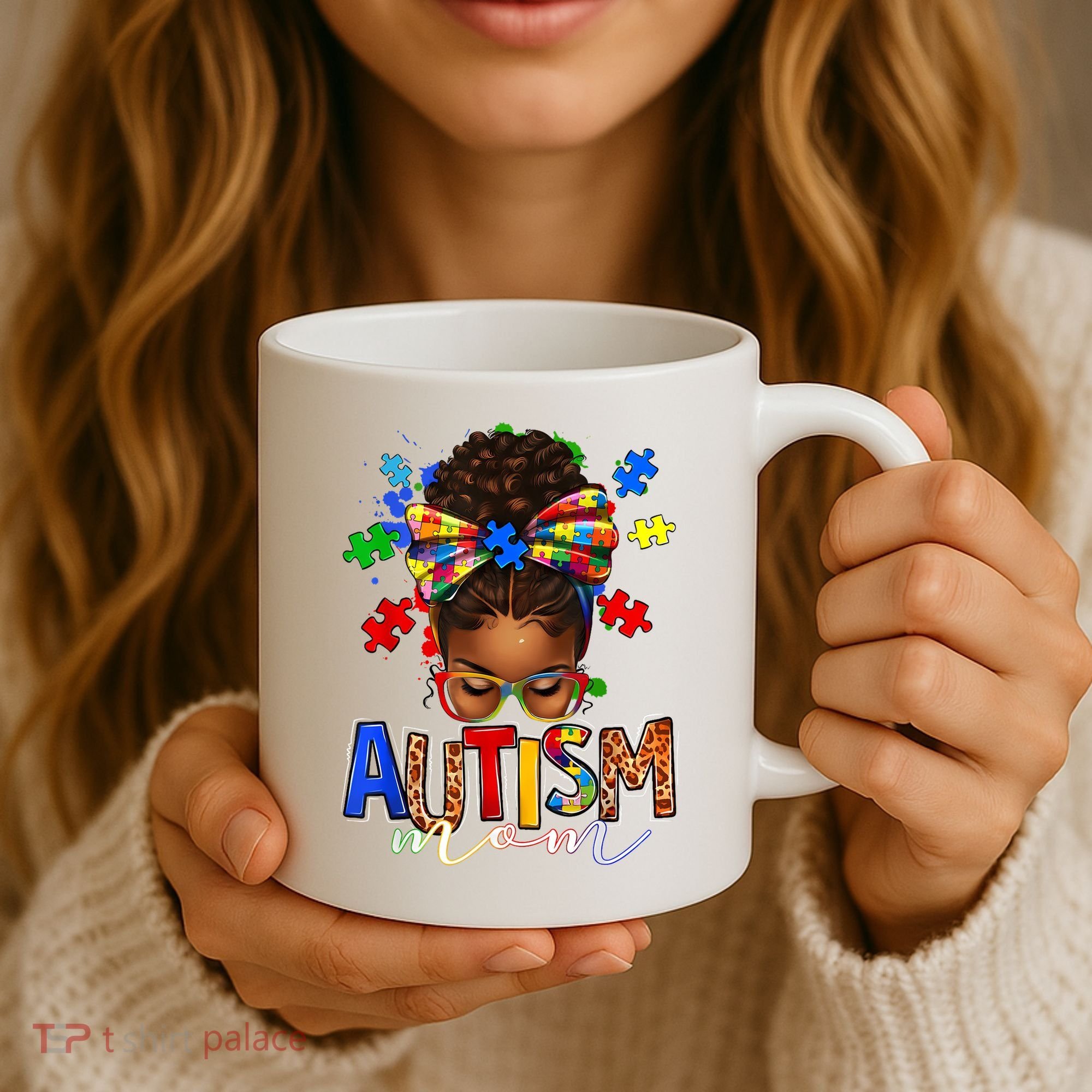 Autism Mom Messy Bun Black Women Autism Awareness Puzzle Coffee Mug