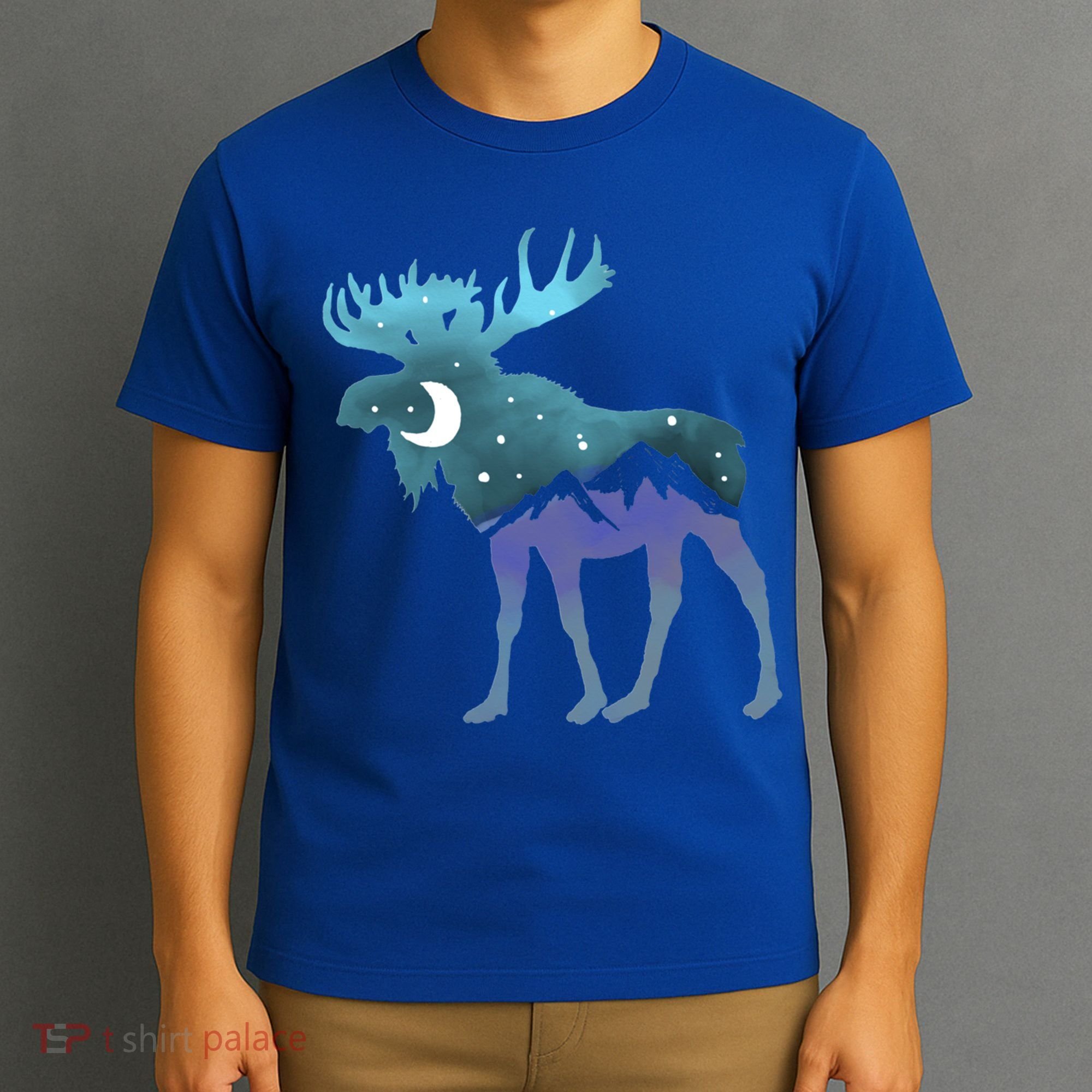 Artistic Moose Night Sky Moon And Stars Retro Graphic Cute Gift T-Shirt