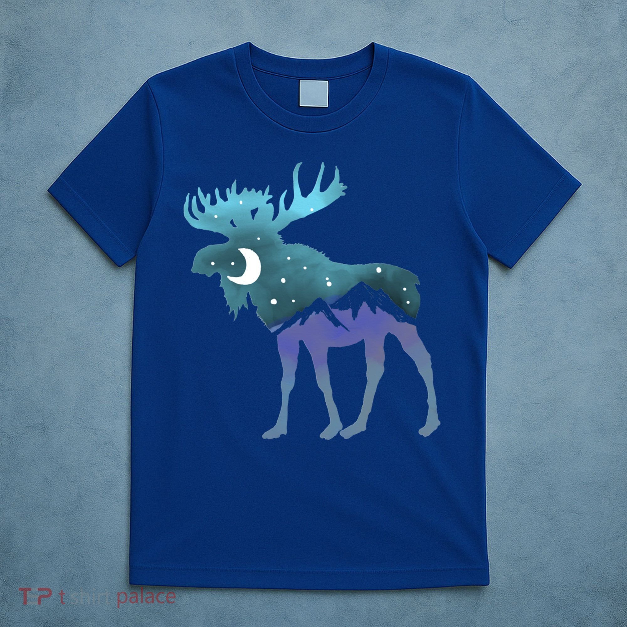 Artistic Moose Night Sky Moon And Stars Retro Graphic Cute Gift T-Shirt