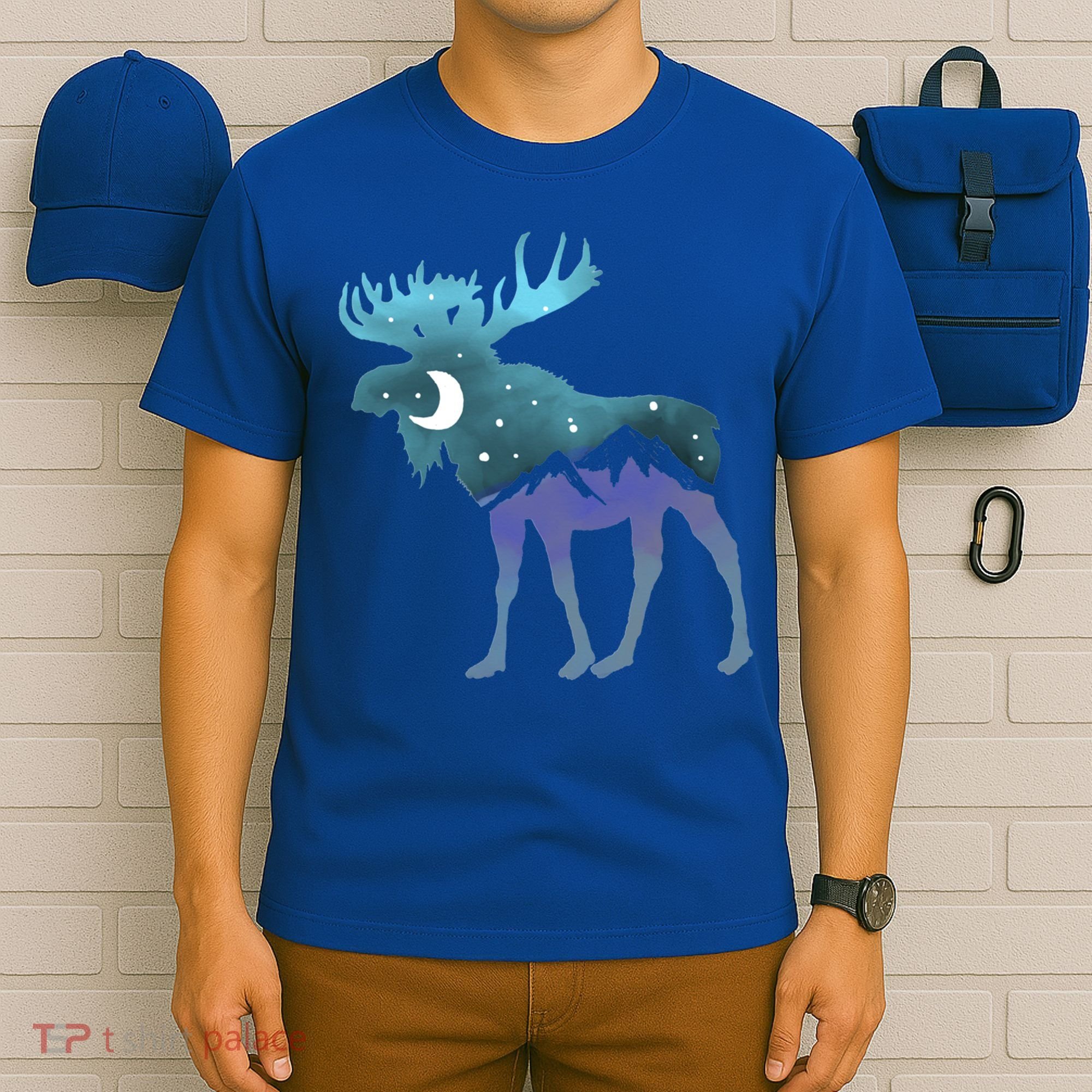 Artistic Moose Night Sky Moon And Stars Retro Graphic Cute Gift T-Shirt