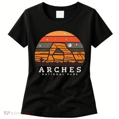 Arches National Park Moab Utah Vintage Women's T-Shirt