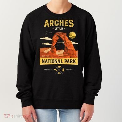 Arches National Park Delicate Arch Women's Sweatshirt