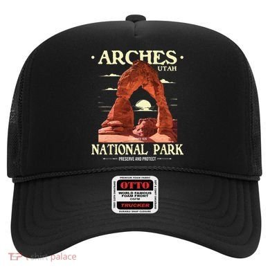 Arches National Park Retro Hiking & Camping Lover Hat
