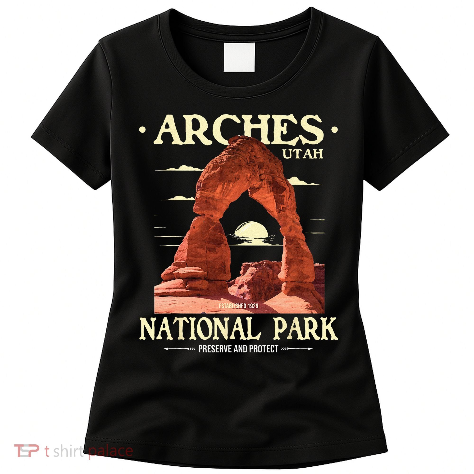 Arches National Park Retro Hiking & Camping Lover Women's T-Shirt