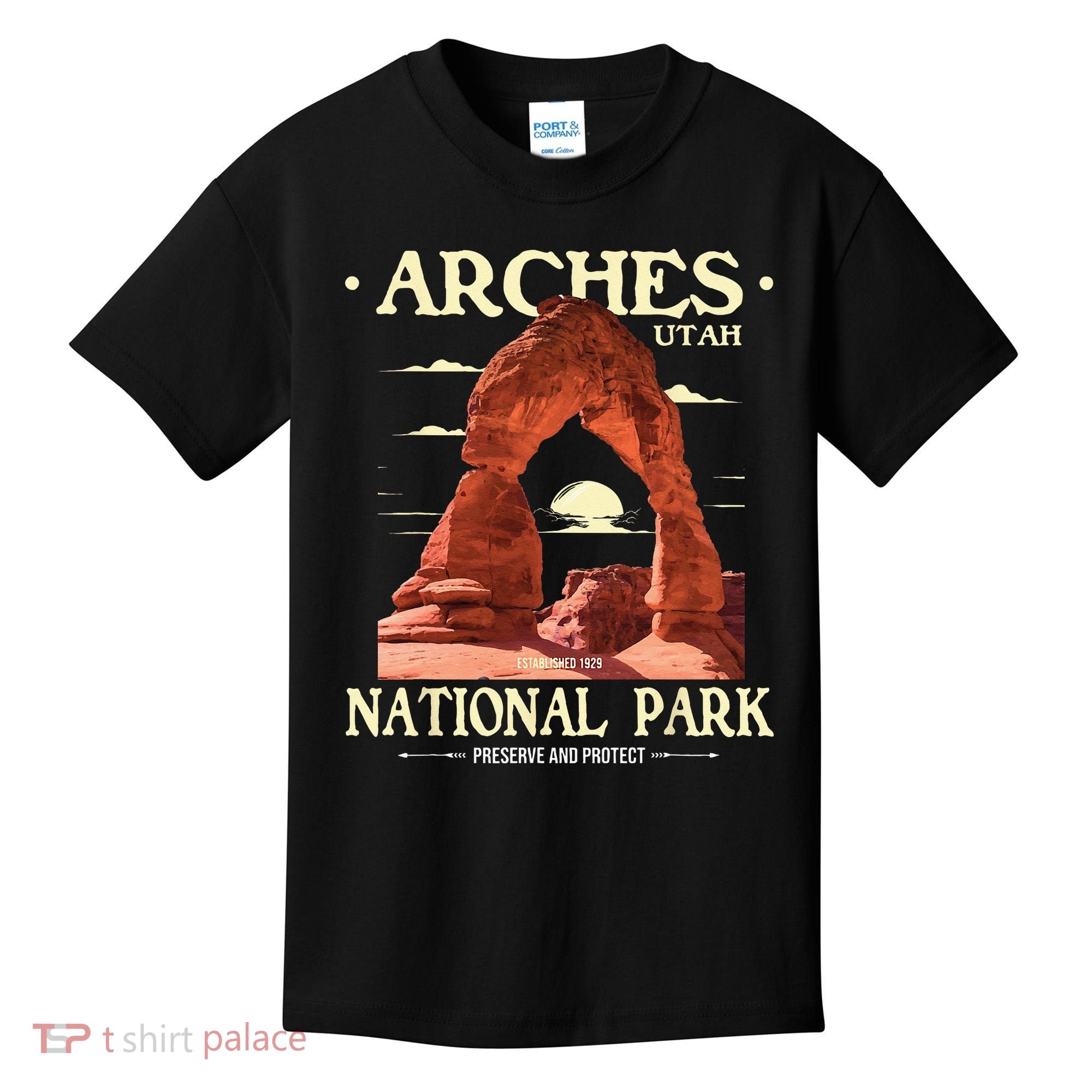 Arches National Park Retro Hiking & Camping Lover Kids T-Shirt