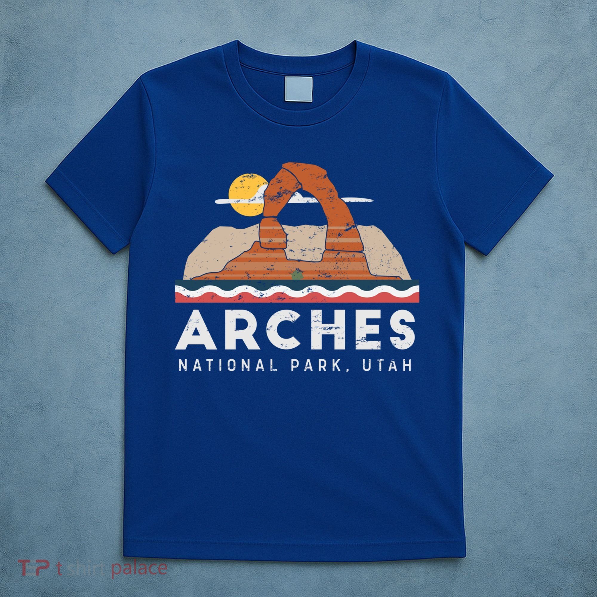 Arches National Park Cool Gift T-Shirt
