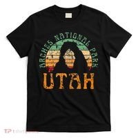 Arches National Park Utah Desert Arch Retro Sunset Vintage T-Shirt thumb 0