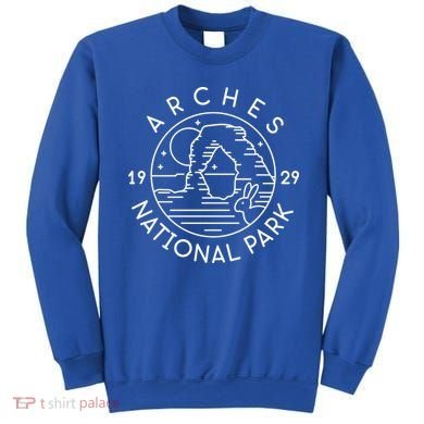 Arches National Park 1929 Moab Utah Meaningful Gift Sweatshirt