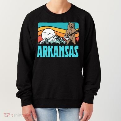Arkansas Ozark Mountains Bluegrass Banjo Bear Women's Sweatshirt
