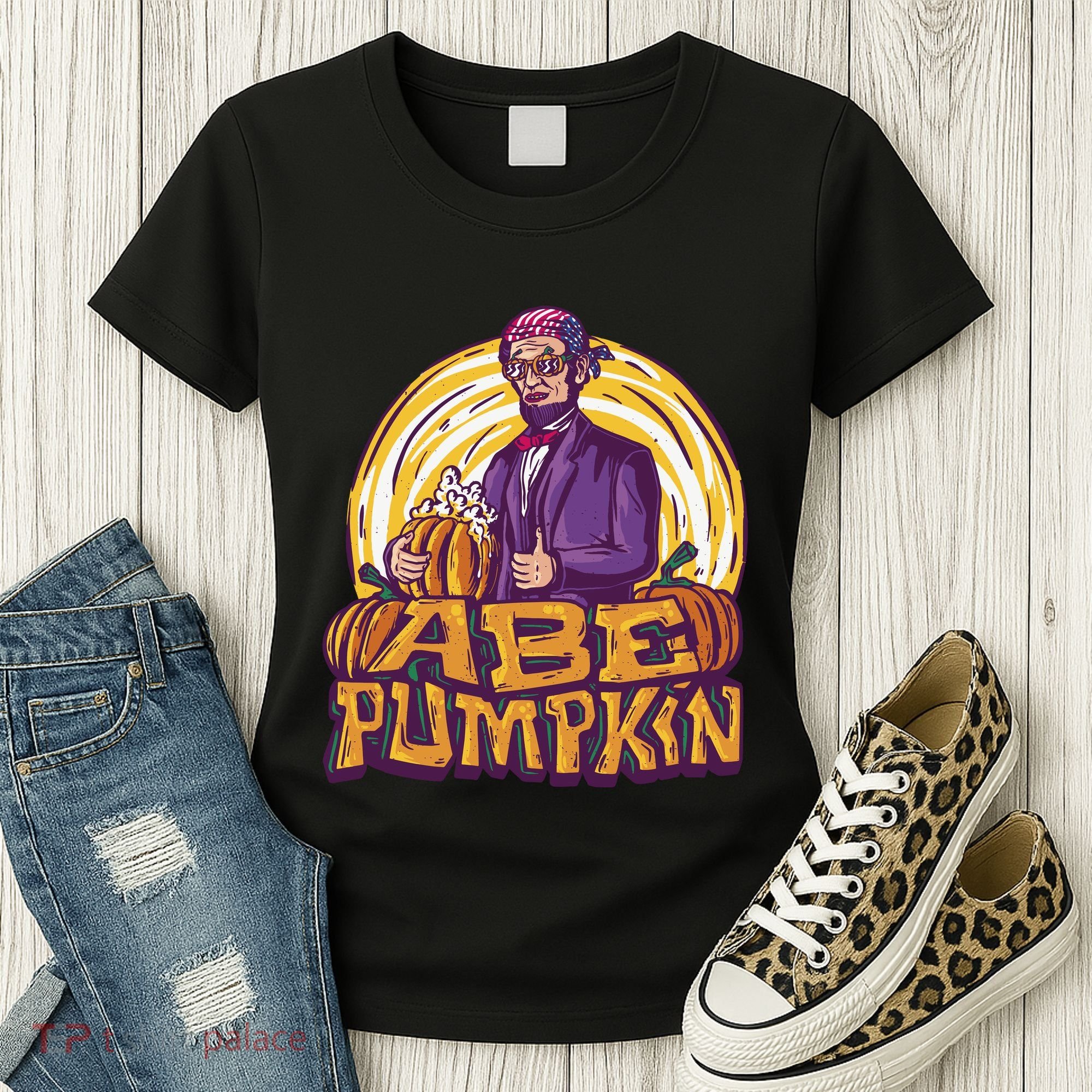 Abe Pumpkin Women's T-Shirt