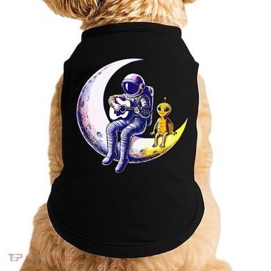 Astronaut Playing Guitar With An Alien On The Moon Doggie Tank
