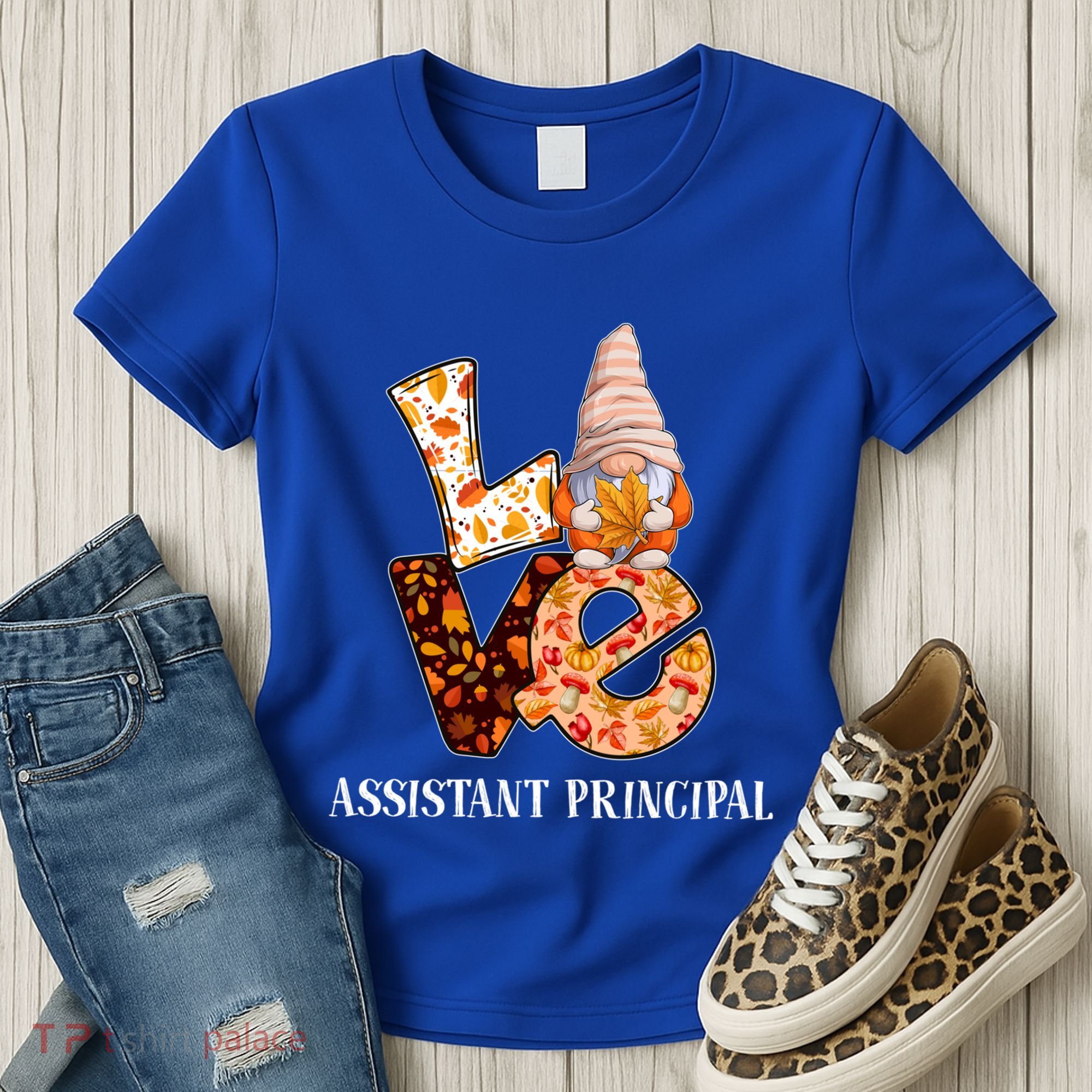 Assistant Principal Love Autumn Fall Gnome For Teachers Great Gift Women's T-Shirt