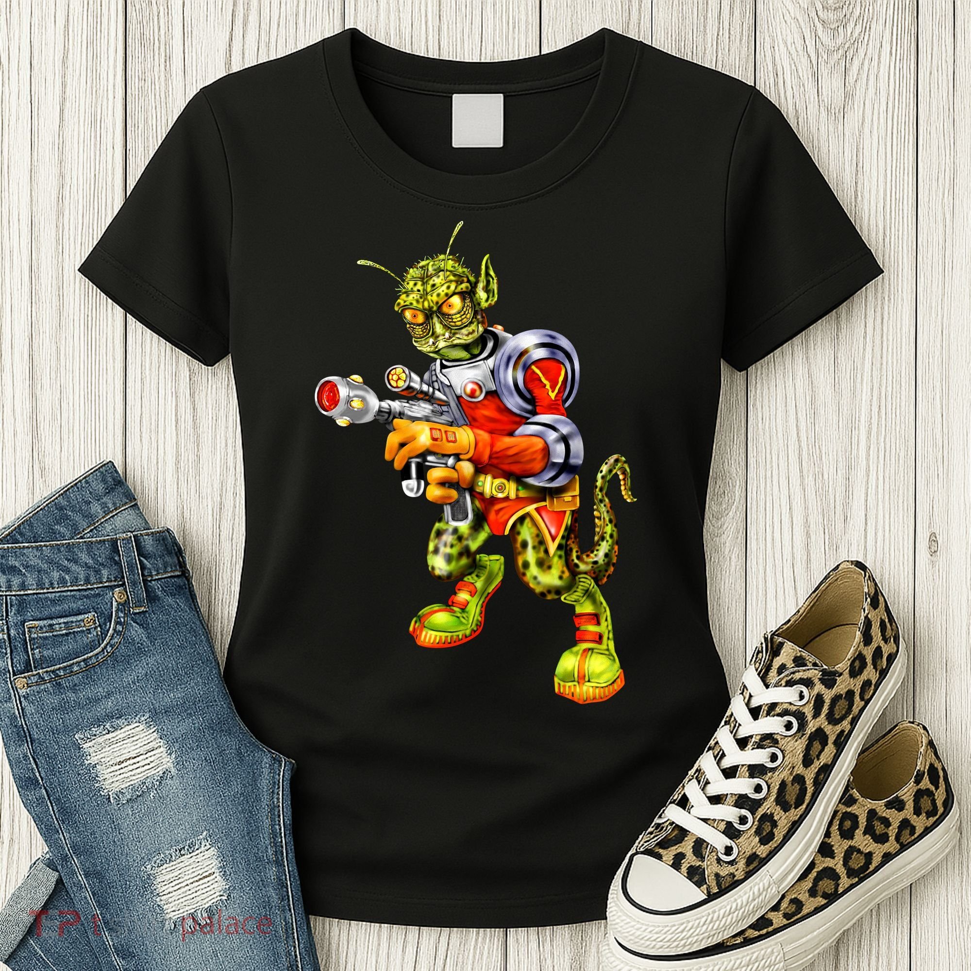Alien Reptilian Women's T-Shirt